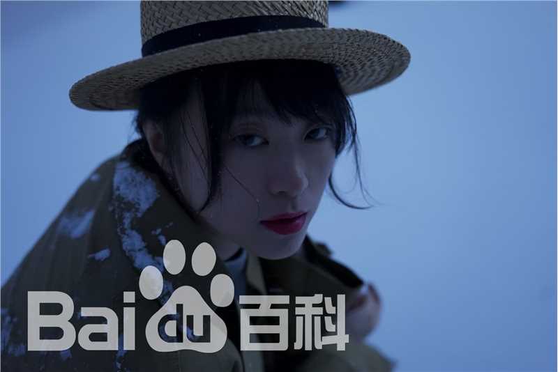 黄璐照片素颜照壁纸