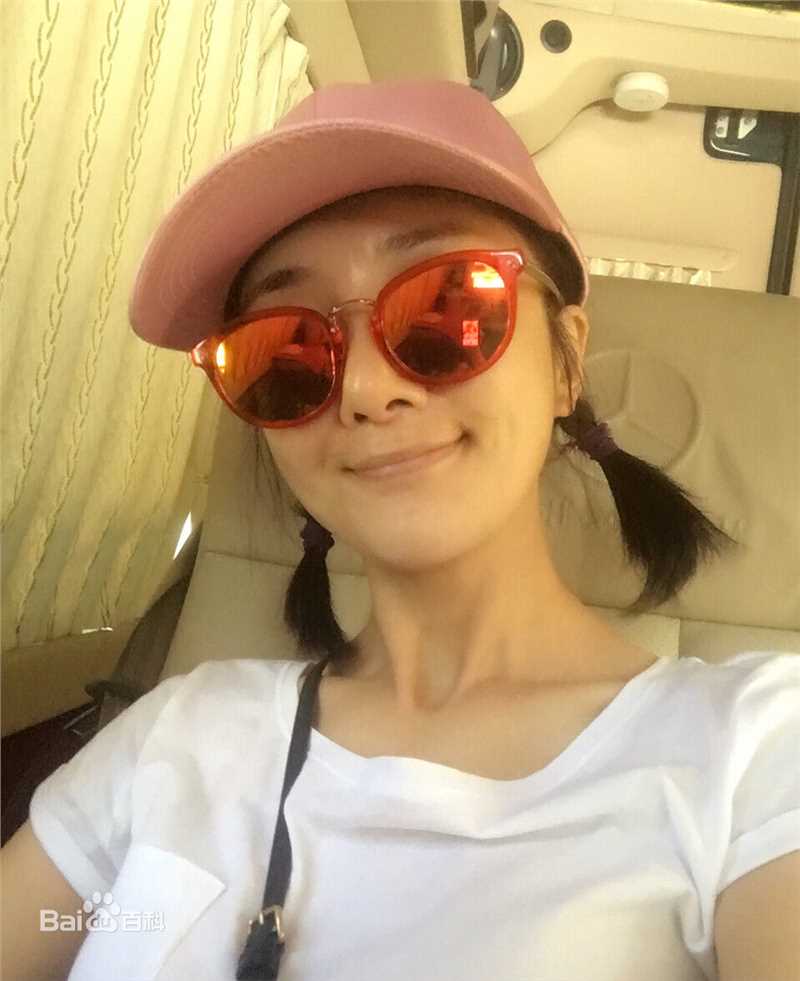 李依晓(Yixiao Li)生活照生活照相册