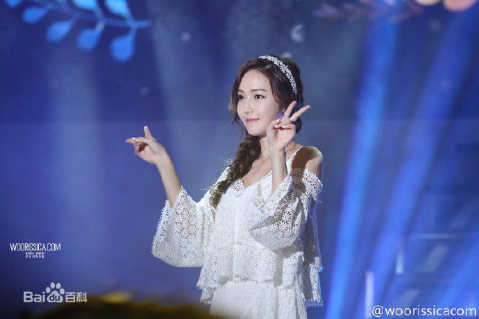 郑秀妍(Jung Soo Yeon、ジェシカ、チョンスヨン)FM素颜照相册