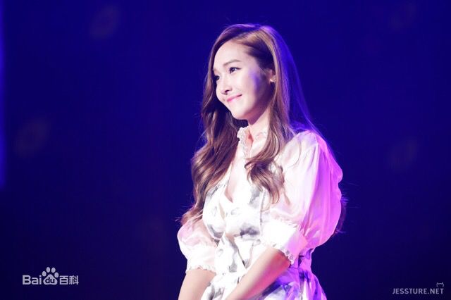 郑秀妍(Jung Soo Yeon、ジェシカ、チョンスヨン)FM素颜照相册