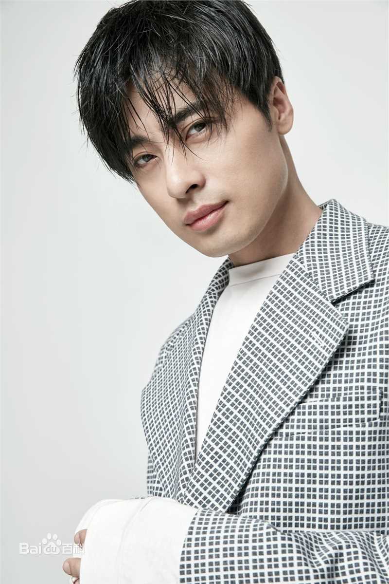 张钧涵高清图册