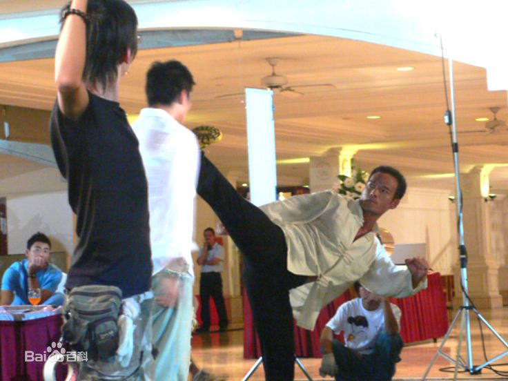 高清张政勇(Arm)在《十三省》《雄关漫道》《敌后武工队》等中的图集