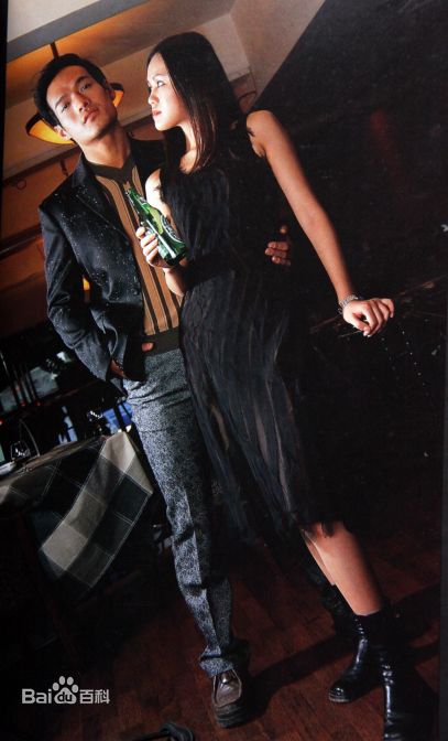 张政勇(Arm)与章子怡、范冰冰同拍广告及其它广告T台素颜照相册