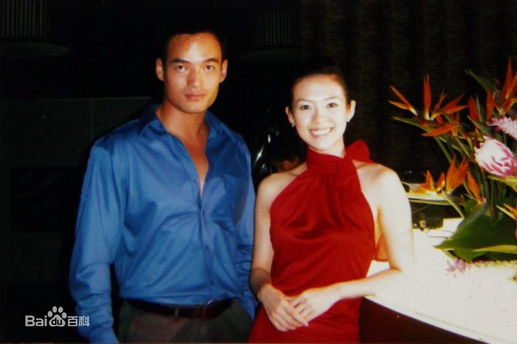 张政勇(Arm)与章子怡、范冰冰同拍广告及其它广告T台素颜照相册