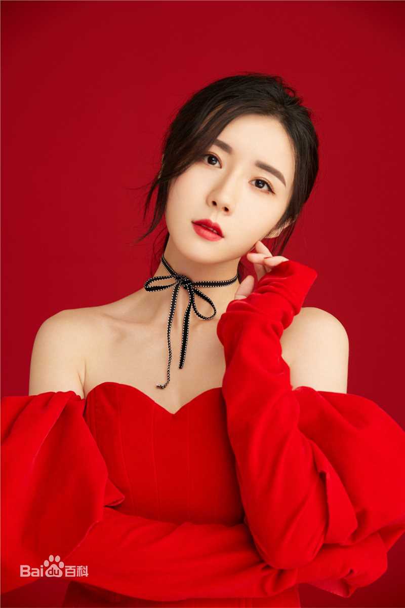 方安娜(Anna)甜而不腻的宅男小女神前后照片