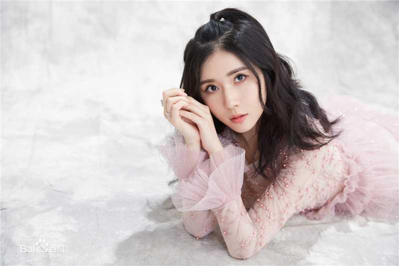 方安娜(Anna)甜而不腻的宅男小女神前后照片