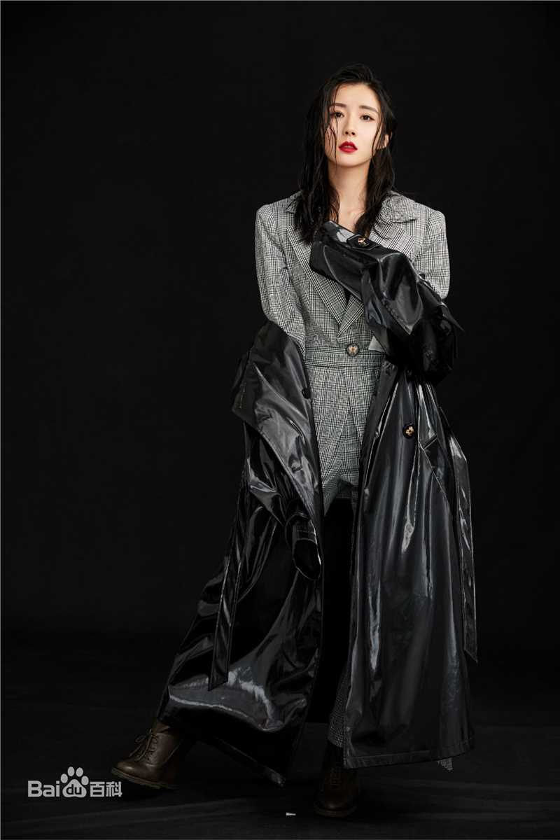 方安娜(Anna)甜而不腻的宅男小女神前后照片