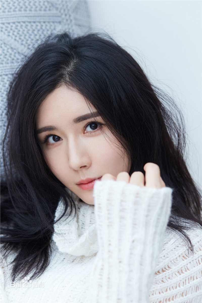 方安娜(Anna)甜而不腻的宅男小女神前后照片