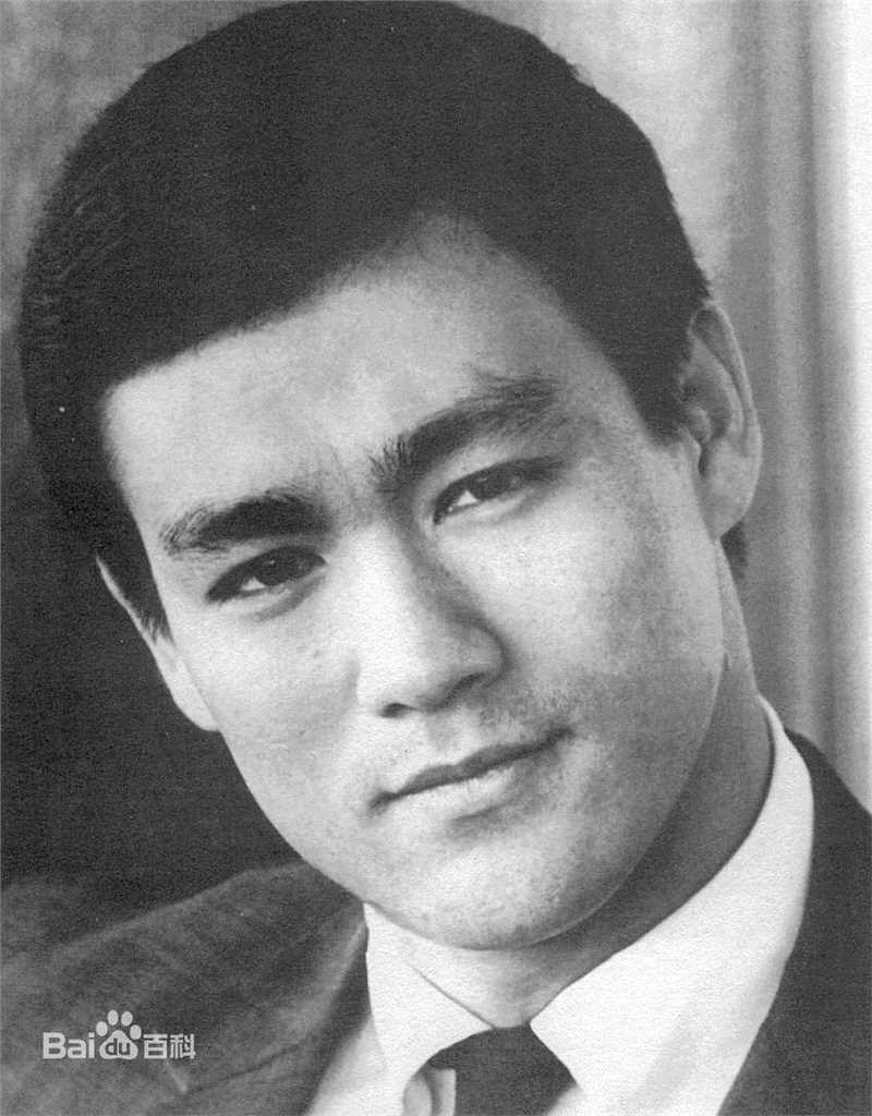 李小龙(Bruce Lee(英语)、ブルース.リー(日语)、 (朝鲜语))精彩图册