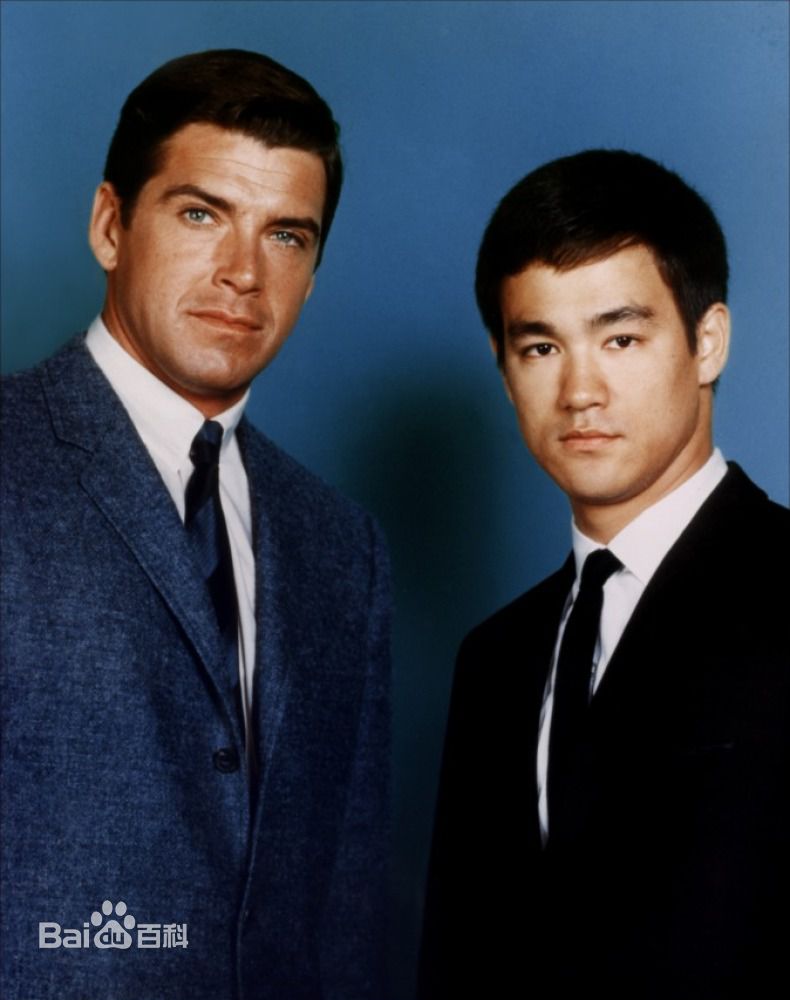 李小龙(Bruce Lee(英语)、ブルース.リー(日语)、 (朝鲜语))精彩图册