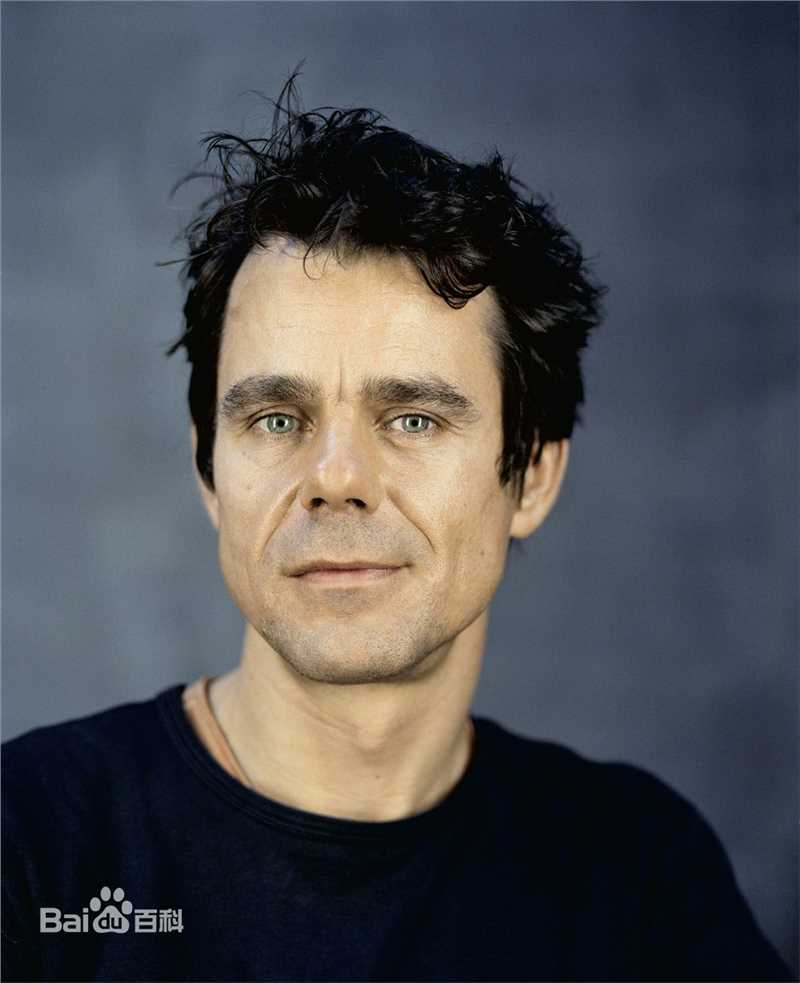 最新汤姆·提克威(Tom Tykwer)壁纸