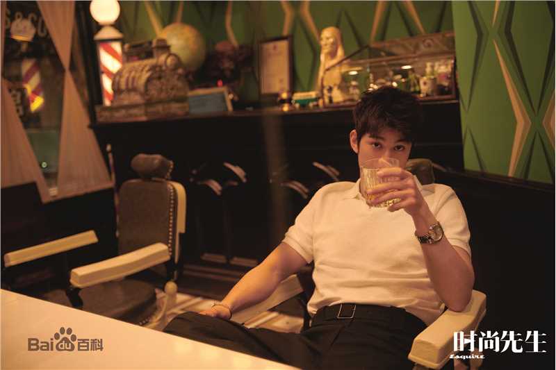 高清李治廷(Aarif Lee/Rahman(名))在2013年《时尚健康男士》中的图集
