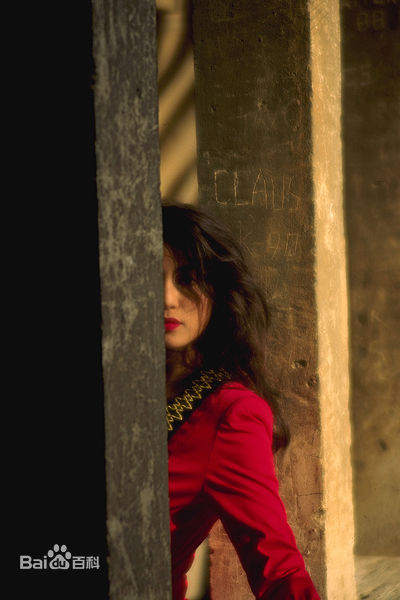 陈雅伦(Ellen Chan)影视中的性感图片图集