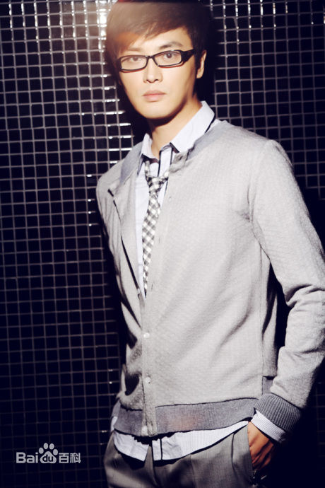 刘东浒(Liu Xiaohu)刘晓虎前后照片