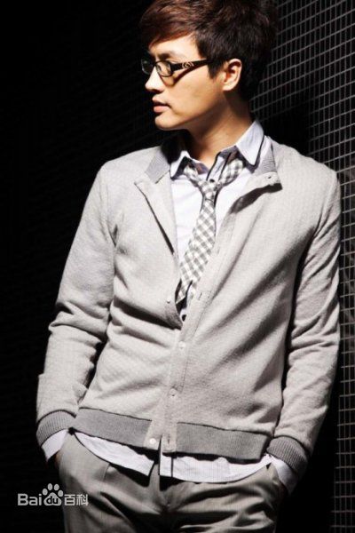 最新刘东浒(Liu Xiaohu)壁纸