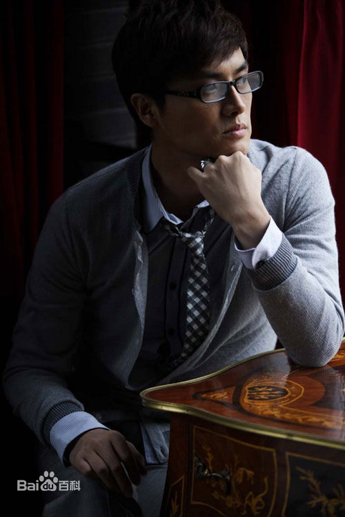 最新刘东浒(Liu Xiaohu)壁纸