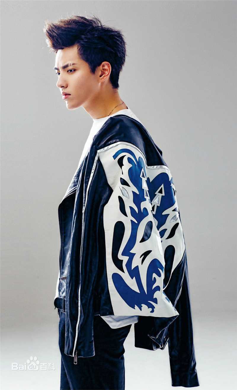 精选吴亦凡(KRIS)在《南都娱乐周刊》中的图册