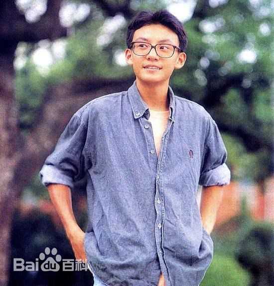 张震(Chang Chen)与父亲张国柱前后照片