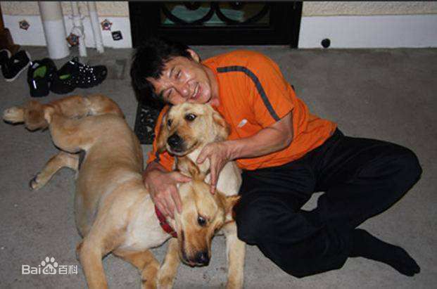 成龙(Jackie Chan)保护动物公益活动素颜照相册