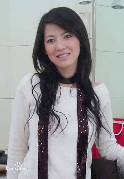 陈明真(Jennifer)出席活动照壁纸壁纸