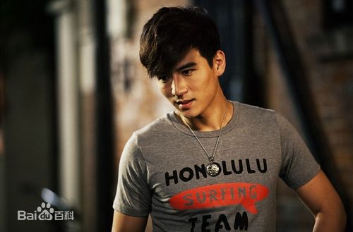 魏千翔(Shawn Wei)《爱的创可贴》最优质剧照 饰演钟一凡