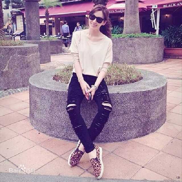 金素妍(,Kim So-yeon)生活照图册