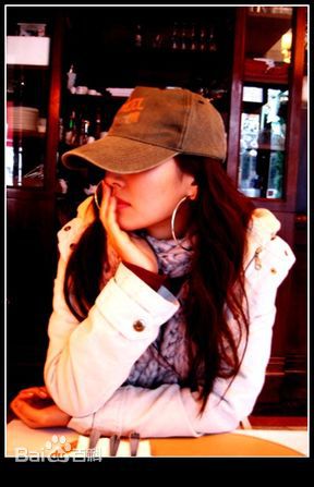 金素妍(,Kim So-yeon)生活照图册