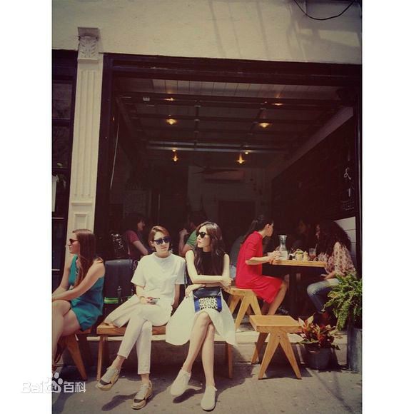 金素妍(,Kim So-yeon)生活照图册