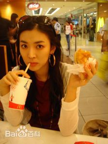 金素妍(,Kim So-yeon)生活照图册