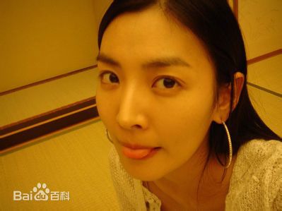 金素妍(,Kim So-yeon)生活照图册