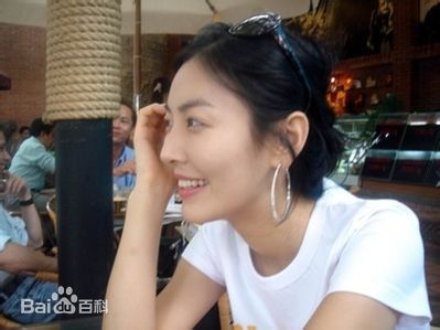 金素妍(,Kim So-yeon)生活照图册