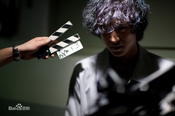 姜栋元(Kang Dong Won、カン ドンウォン)在《超能力者》(2010)中的