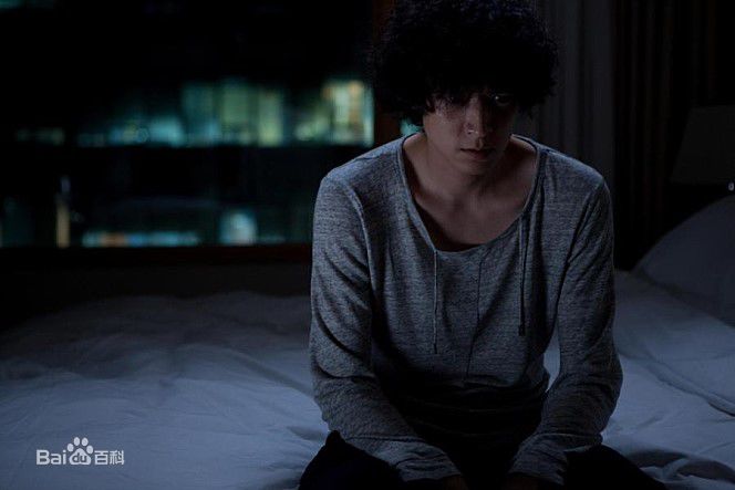 姜栋元(Kang Dong Won、カン ドンウォン)在《超能力者》(2010)中的