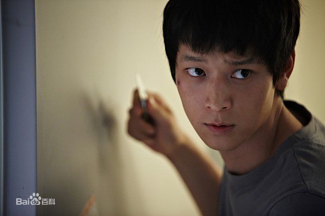 最新姜栋元(Kang Dong Won、カン ドンウォン)在《义兄弟》(2010)中的壁纸