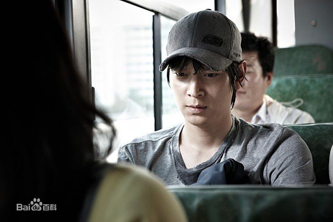 最新姜栋元(Kang Dong Won、カン ドンウォン)在《义兄弟》(2010)中的壁纸