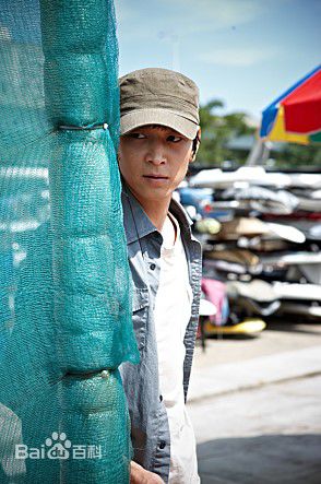 最新姜栋元(Kang Dong Won、カン ドンウォン)在《义兄弟》(2010)中的壁纸