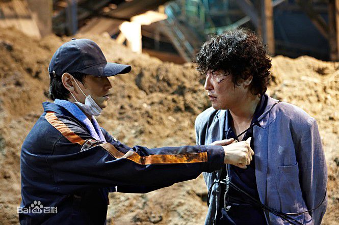 最新姜栋元(Kang Dong Won、カン ドンウォン)在《义兄弟》(2010)中的壁纸