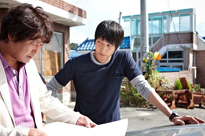 最新姜栋元(Kang Dong Won、カン ドンウォン)在《义兄弟》(2010)中的壁纸