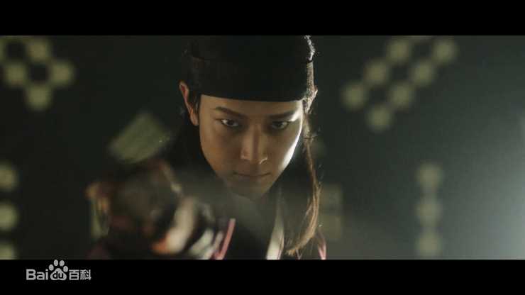 姜栋元(Kang Dong Won、カン ドンウォン)在《群盗:民乱的时代》(2014)中的