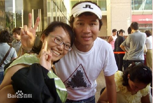 孙鹏和影迷们合影素颜照相册