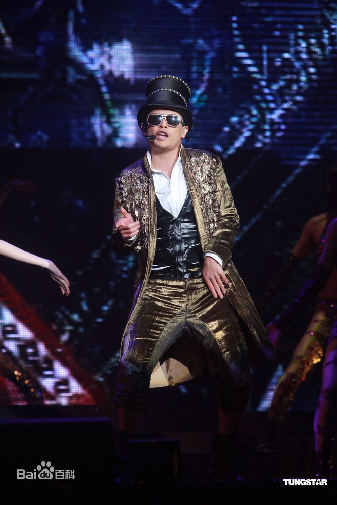 最新侧田(Justin Lo)精彩图册