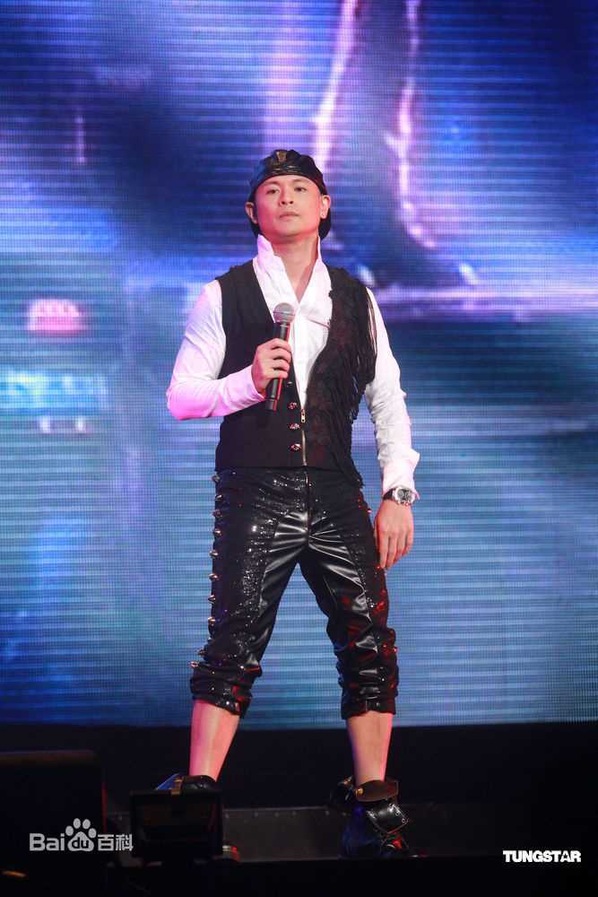 最新侧田(Justin Lo)精彩图册