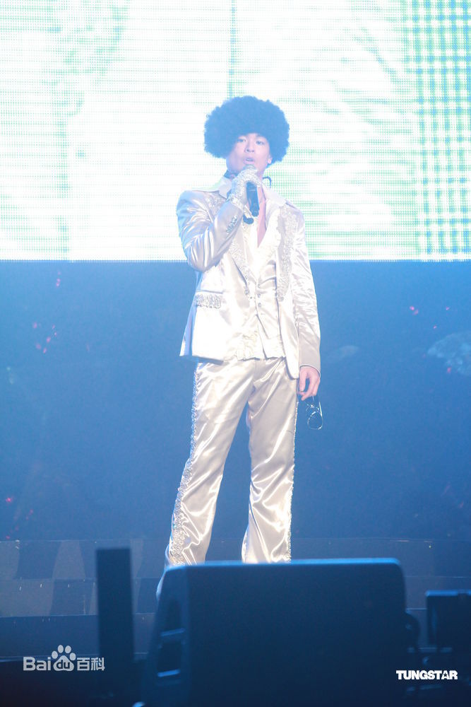 最新侧田(Justin Lo)精彩图册