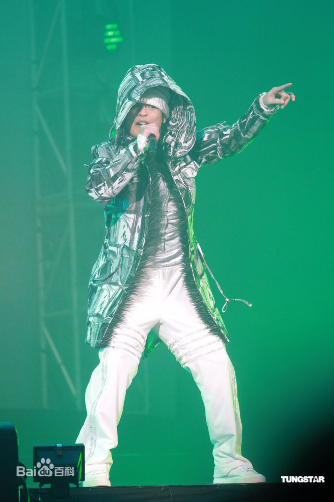 最新侧田(Justin Lo)精彩图册