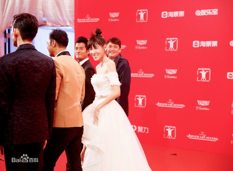 精选张蓝心(Zoe Zhang)在电影《绝地逃亡》中的图册