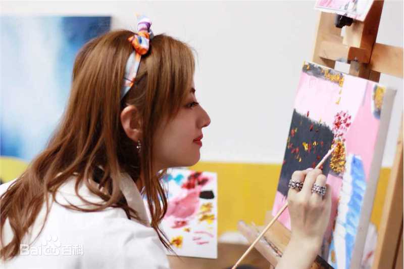 杨青倩(Lena)生活照图册