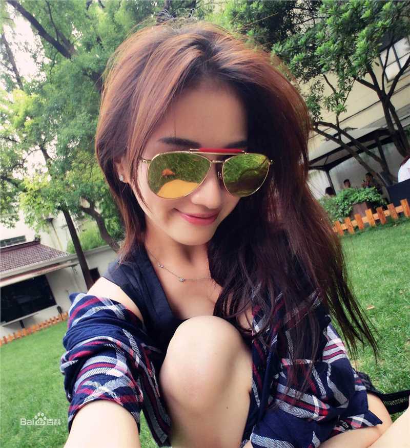 杨青倩(Lena)生活照图册