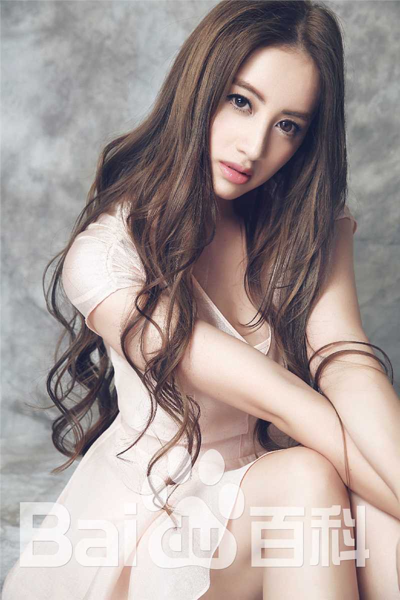 杨青倩(Lena)工作照1性感图片图集