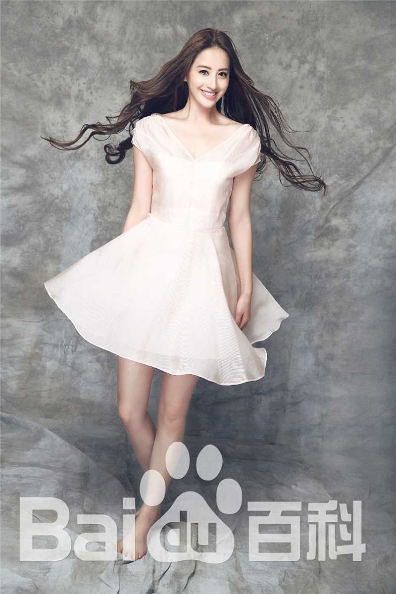 杨青倩(Lena)工作照1性感图片图集