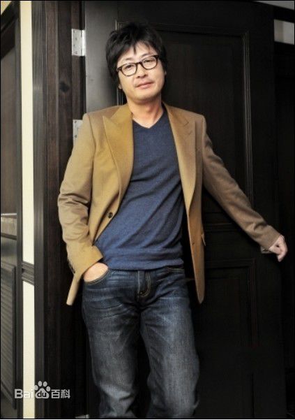 高清金伦奭(Kim Yun Seok)金允石精彩图册